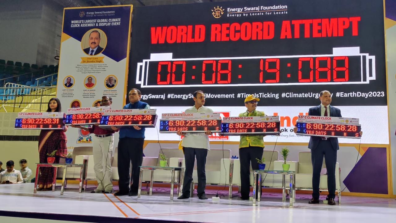 India sets world record with the world’s largest global climate clock