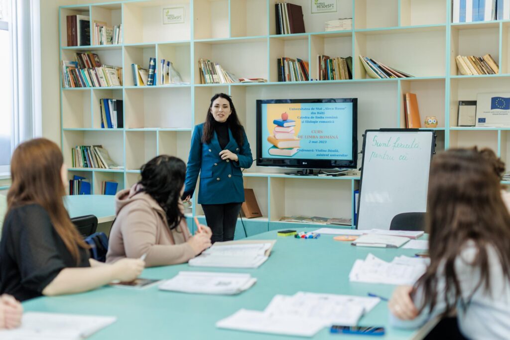 Біженці з України можуть вивчати румунську мову завдяки підтримці Європейського Союзу та Програми розвитку ООН – Індія Освіта |  Останні новини освіти |  Світові освітні новини