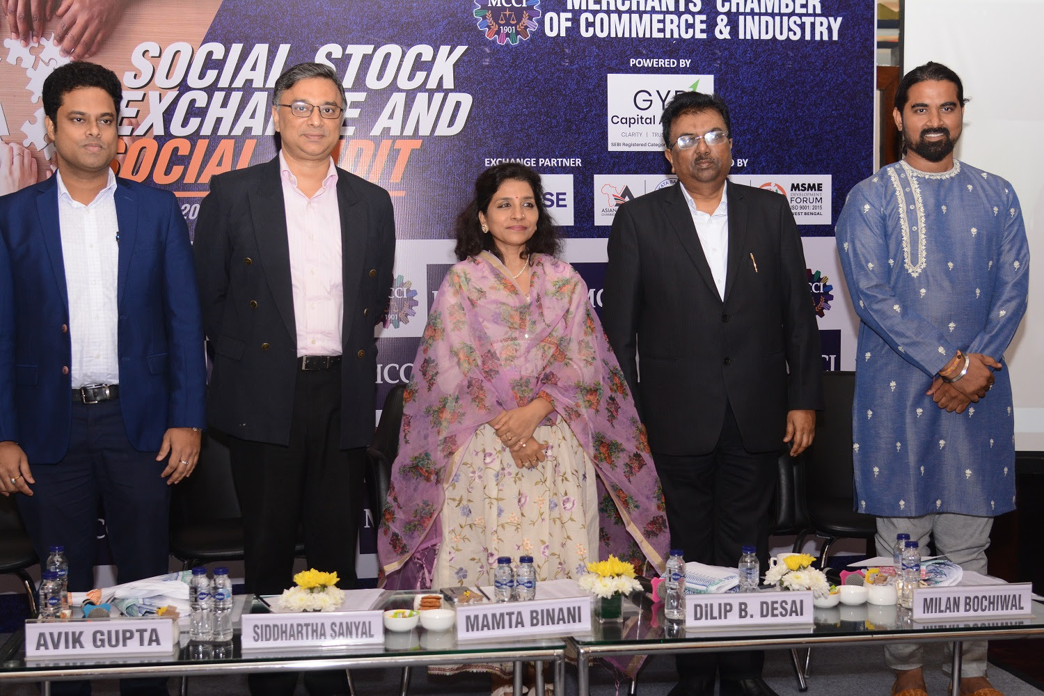 Avik-Gupta-Siddhartha-Sanyal-Mamta-Binani-Dilip-B.-Desai-Milan-Bochiwal-at-the-MCCI-Special-Session-on-Social-Stock-Exchange-and-Social-Audit-held-today-at-The-Park-Hotel-Kolkata_3.jpg