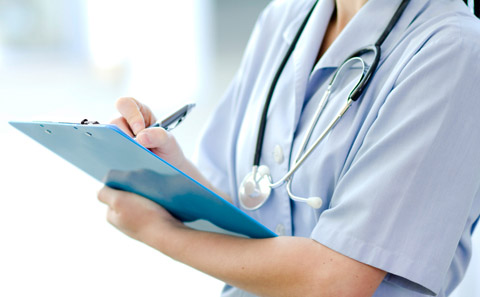 Nurse-with-clipboard_stock-from-UOS-mediabin_mediacentre_web.jpg